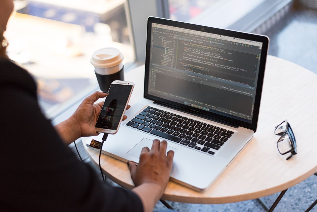 6 tips for WhatsApp after hours — without losing the morning queue